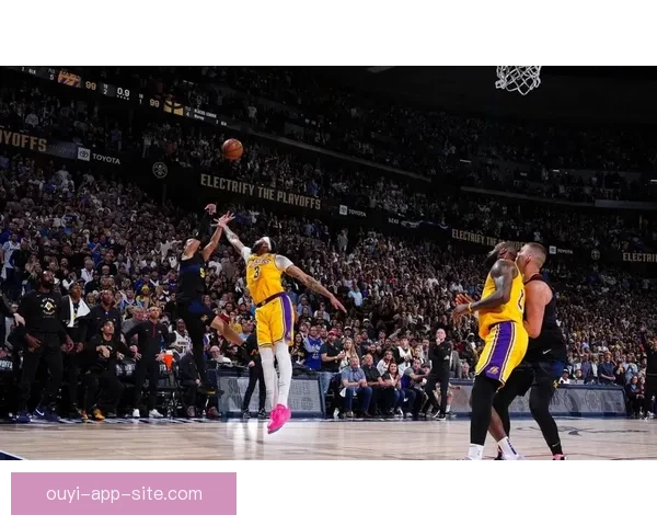 穆雷上半场爆发狂砍33分创个人新高 带领球队火力全开 穆雷上半场爆发狂砍33分创个人新高 带领球队火力全开